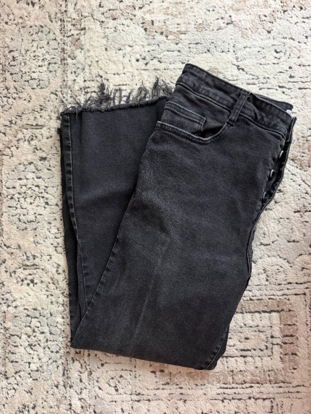 Zara Black Cropped High Waist Jeans